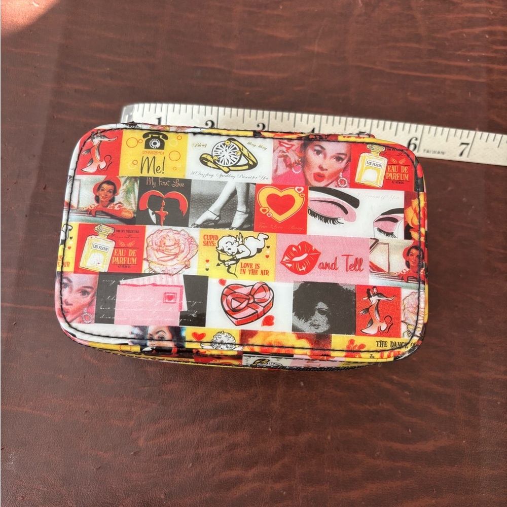 Retro Pop Art Travel Jewelry Box